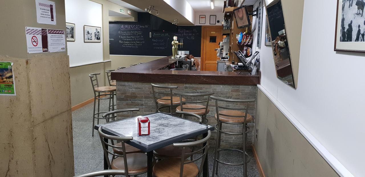 Hostal El Busto Teruel Exterior photo
